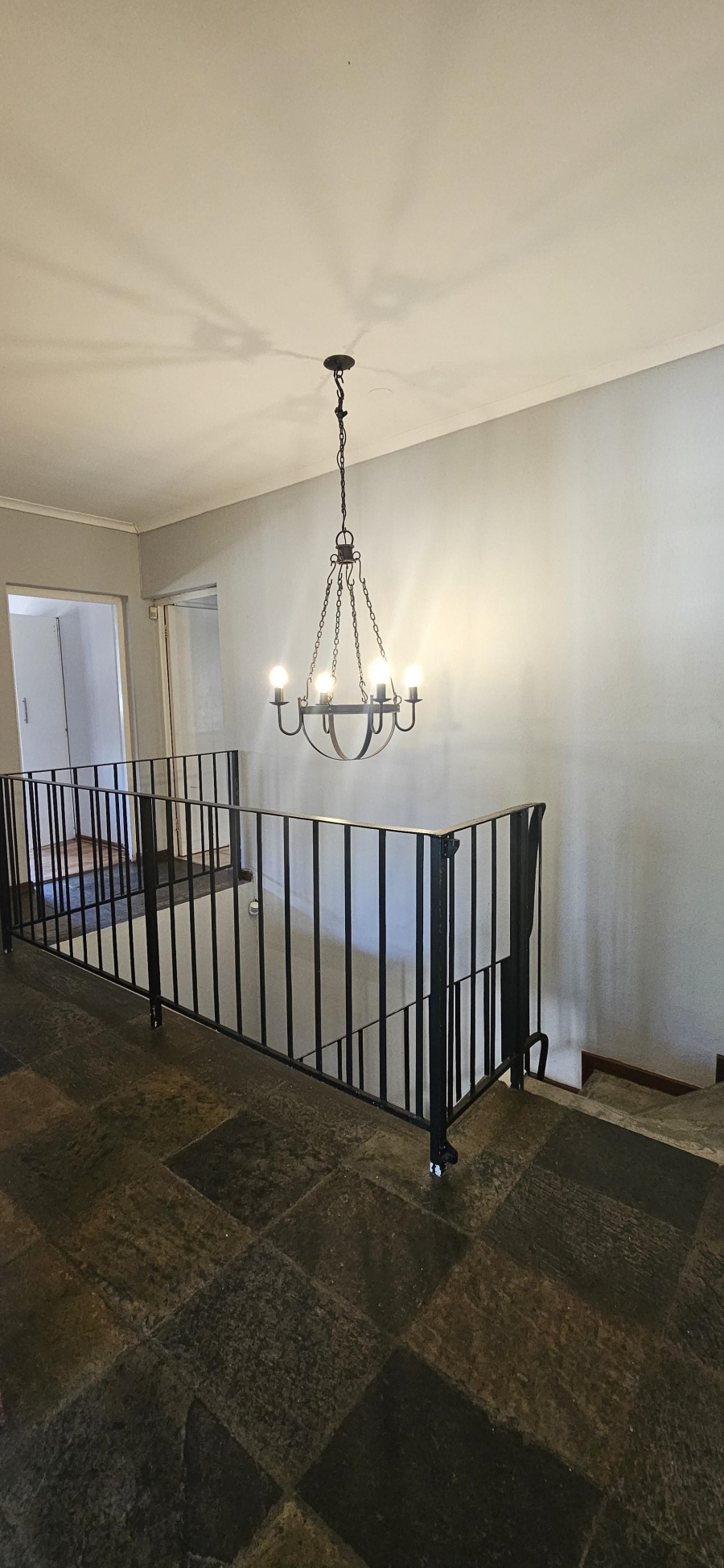 To Let 4 Bedroom Property for Rent in Lemoenkloof Western Cape